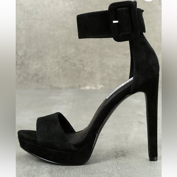 STEVE MADDEN Circuit Black Suede Leather Ankle Strap Heels - Picture 2 of 8